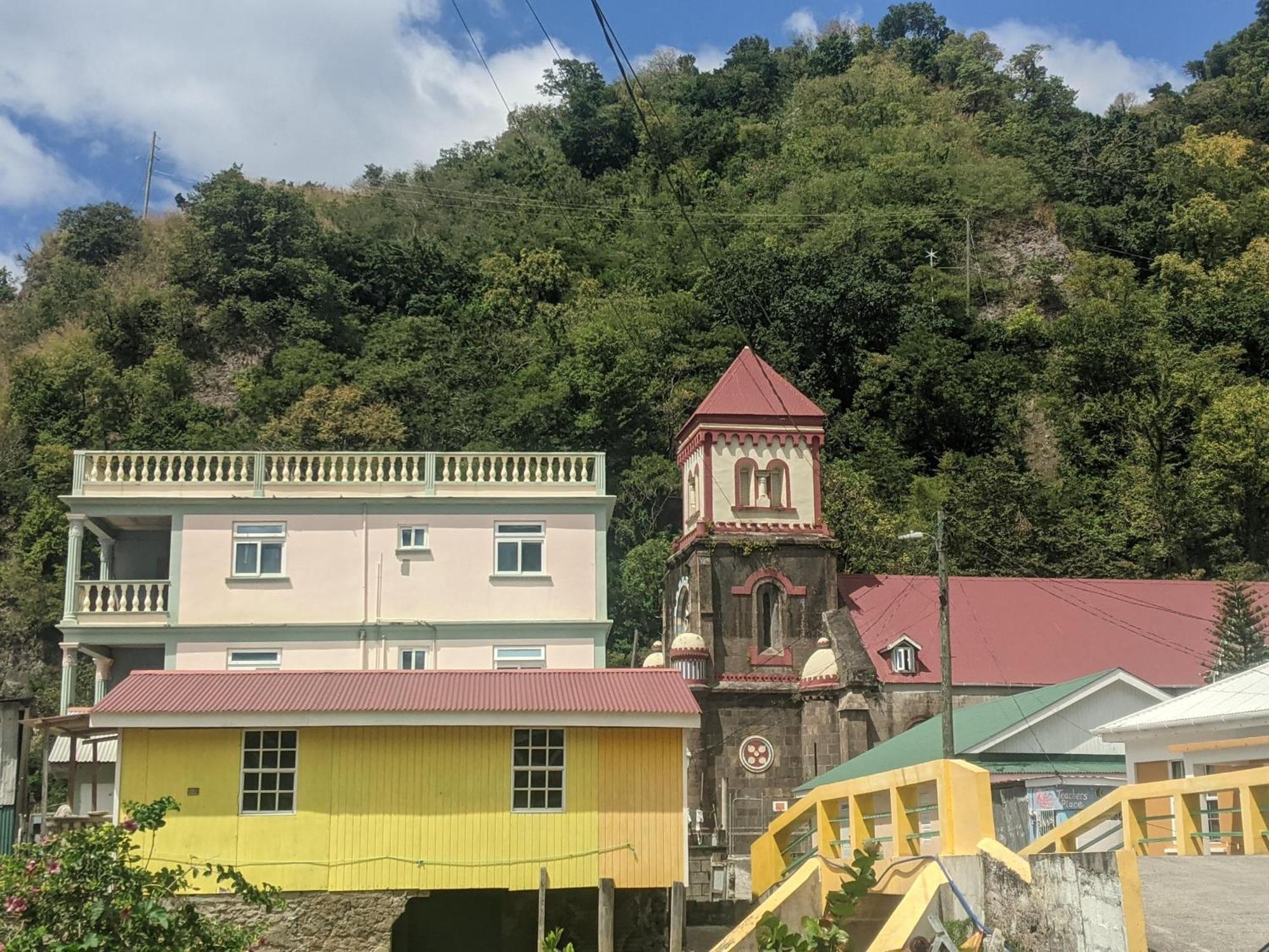 Rainbow Heights Apartment, Soufriere 外观 照片